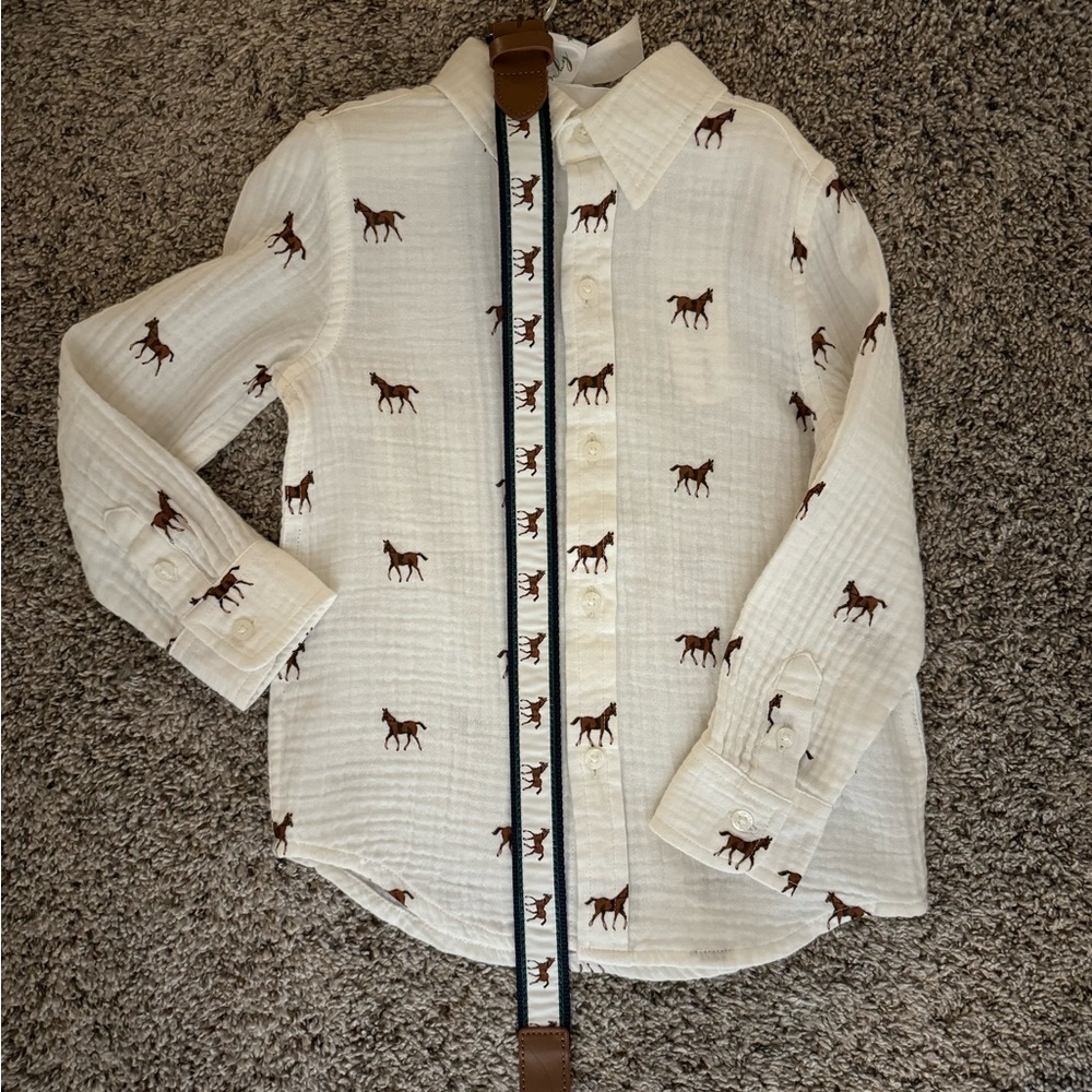 Never worn Janie and Jack linen button up PLUS belt too